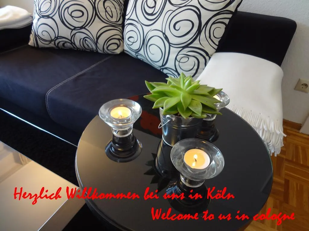 Apartment Koeln Deutz  Colonia